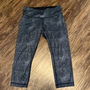 Lululemon Cropped Leggings